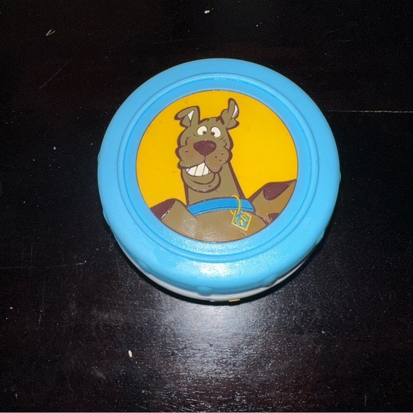 VINTAGE EXTREMELY RARE THERMOS HANNA BARBERA SCOOBY DOO BLUE YELLOW HARD TO FIND - Picture 4 of 13
